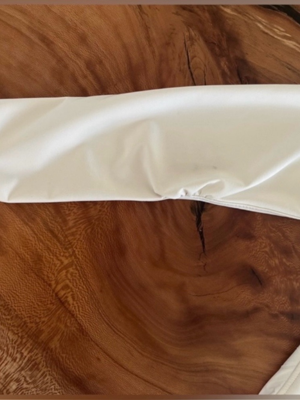 Lululemon Wind Runner Softshell Jacket Ruffle Detailing White | Size: 6 - Picture 16 of 16